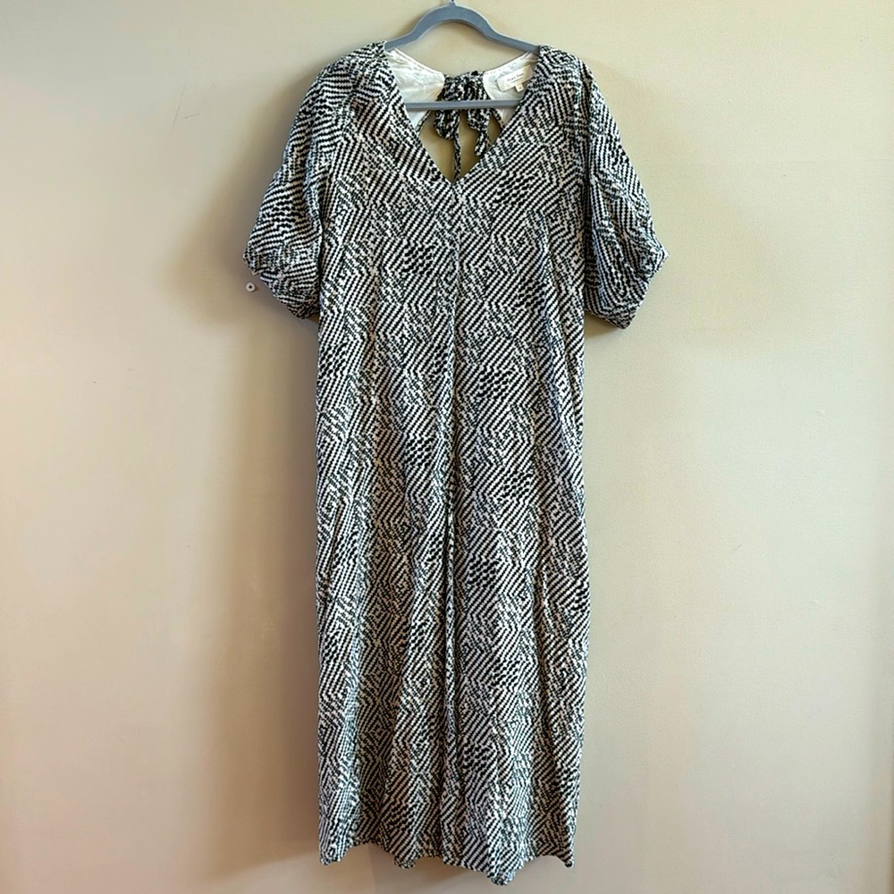 Part Two maxi dress with graphic print!